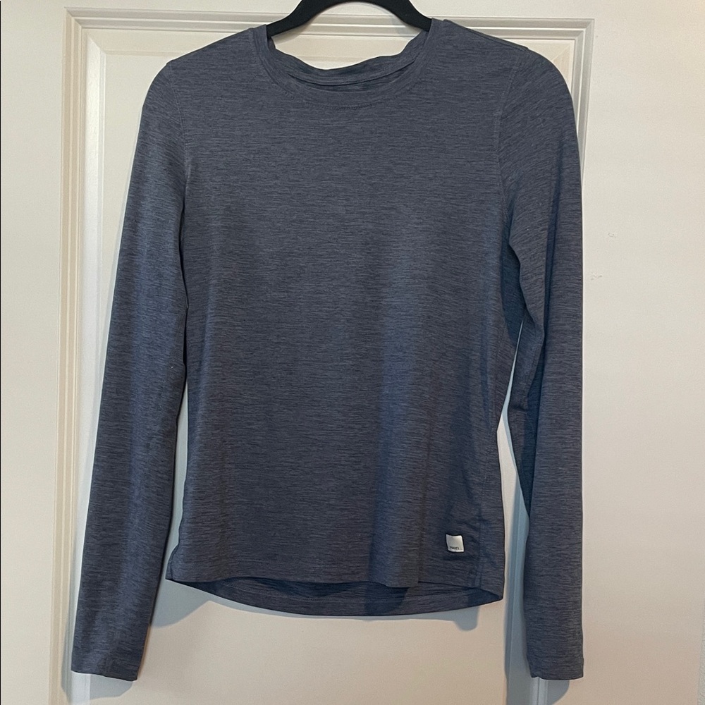 Vuori long sleeve crew